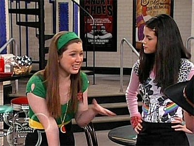 Assistir Os Feiticeiros de Waverly Place Temporada 1 Episódio 4 Online em HD