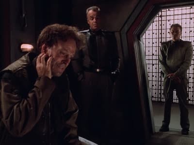 Assistir Babylon 5 Temporada 2 Episódio 5 Online em HD