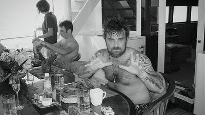 Assistir Robbie Williams – Crudo. Honesto. Real. Temporada 1 Episódio 4 Online em HD
