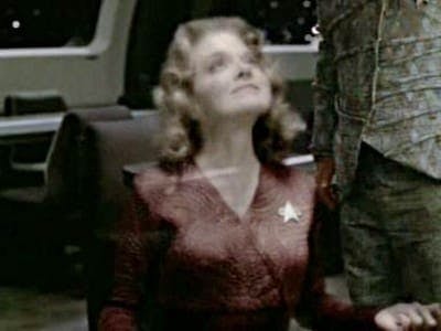 Assistir Jornada nas Estrelas: Voyager Temporada 4 Episódio 2 Online em HD