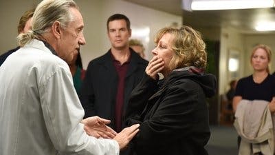Assistir Parenthood – Minha Família Temporada 6 Episódio 10 Online em HD