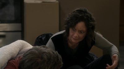 Assistir Los Conners Temporada 2 Episódio 10 Online em HD
