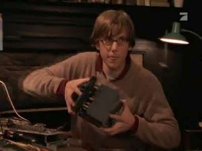 Assistir Caçadora de Relíquias Temporada 2 Episódio 14 Online em HD