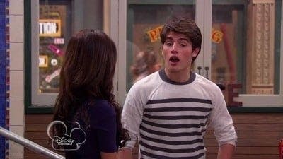 Assistir Os Feiticeiros de Waverly Place Temporada 4 Episódio 13 Online em HD