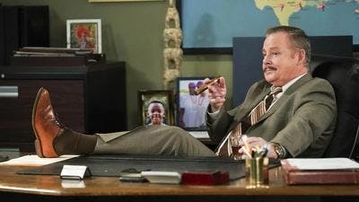 Assistir Bob Hearts Abishola Temporada 5 Episódio 9 Online em HD