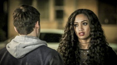 Assistir All American Temporada 1 Episódio 15 Online em HD