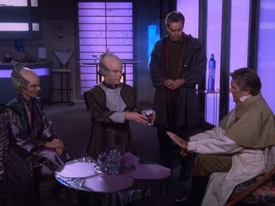 Assistir Babylon 5 Temporada 1 Episódio 15 Online em HD