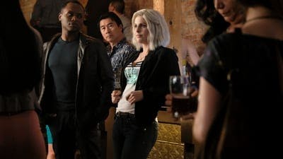 Assistir iZombie Temporada 4 Episódio 1 Online em HD