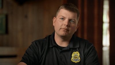 Assistir Férias Mortais: O Assassino Selvagem Temporada 2 Episódio 3 Online em HD