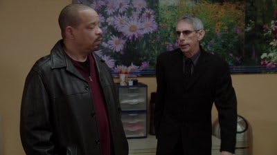 Assistir Lei & Ordem: Unidade de Vítimas Especiais Temporada 13 Episódio 21 Online em HD