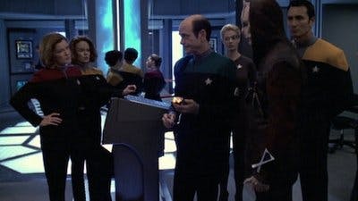 Assistir Jornada nas Estrelas: Voyager Temporada 6 Episódio 9 Online em HD