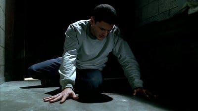 Assistir Prison Break: Em Busca da Verdade Temporada 1 Episódio 17 Online em HD