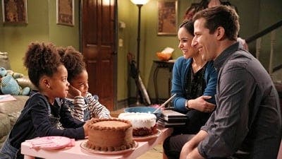 Assistir Brooklyn Nine-Nine: Lei e Desordem Temporada 4 Episódio 16 Online em HD