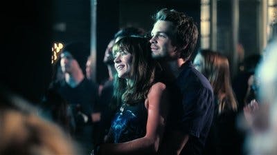 Assistir Girlboss Temporada 1 Episódio 8 Online em HD