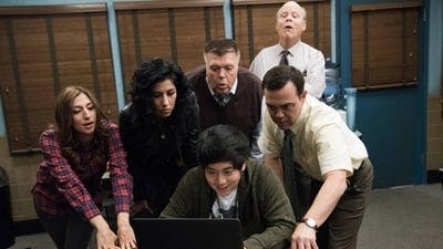 Assistir Brooklyn Nine-Nine: Lei e Desordem Temporada 2 Episódio 13 Online em HD