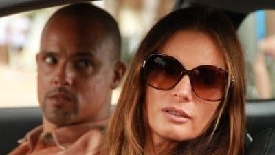 Assistir Burn Notice: Operação Miami Temporada 5 Episódio 14 Online em HD