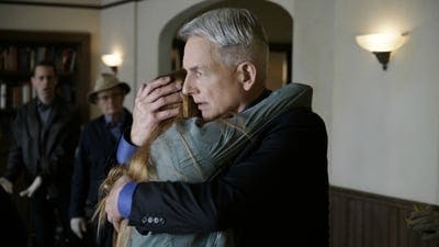 Assistir NCIS: Investigação Naval Temporada 13 Episódio 23 Online em HD