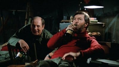 Assistir M*A*S*H Temporada 11 Episódio 10 Online em HD