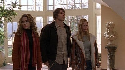 Assistir Arquivo Roswell Temporada 2 Episódio 13 Online em HD