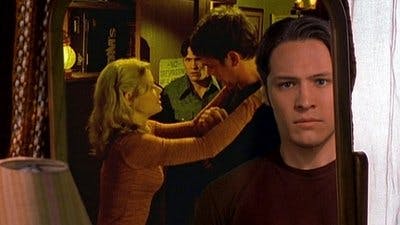 Assistir Arquivo Roswell Temporada 2 Episódio 21 Online em HD