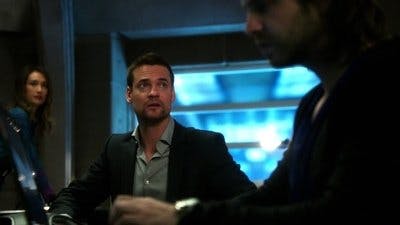 Assistir Nikita Temporada 3 Episódio 6 Online em HD