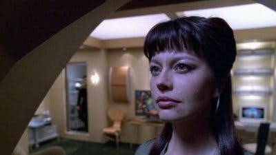 Assistir Jornada nas Estrelas: Voyager Temporada 5 Episódio 16 Online em HD