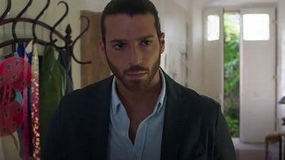 Assistir Violeta como O Mar Temporada 2 Episódio 11 Online em HD