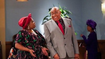 Assistir Bob Hearts Abishola Temporada 4 Episódio 1 Online em HD