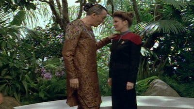 Assistir Jornada nas Estrelas: Voyager Temporada 1 Episódio 9 Online em HD