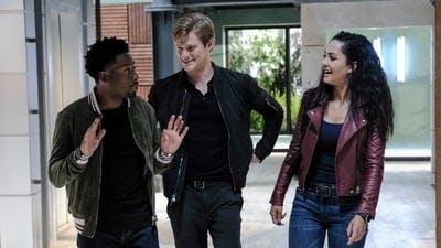 Assistir MacGyver Temporada 4 Episódio 2 Online em HD