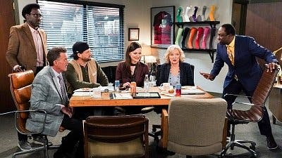 Assistir Bob Hearts Abishola Temporada 5 Episódio 3 Online em HD