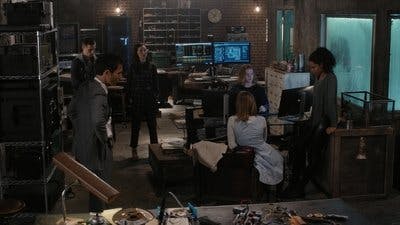Assistir Viajantes no Tempo Temporada 1 Episódio 12 Online em HD
