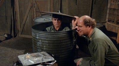 Assistir M*A*S*H Temporada 7 Episódio 21 Online em HD