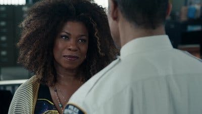 Assistir The Equalizer – A Protetora Temporada 5 Episódio 8 Online em HD