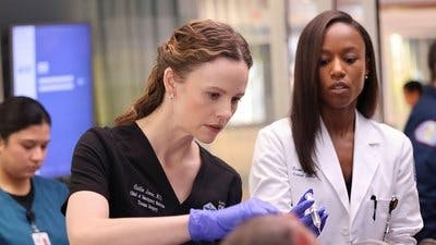 Assistir Chicago Med: Atendimento de Emergência Temporada 10 Episódio 13 Online em HD