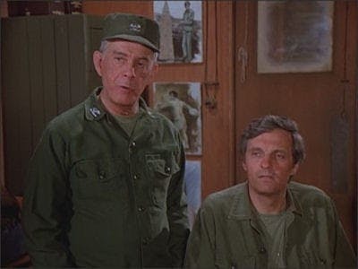 Assistir M*A*S*H Temporada 10 Episódio 21 Online em HD