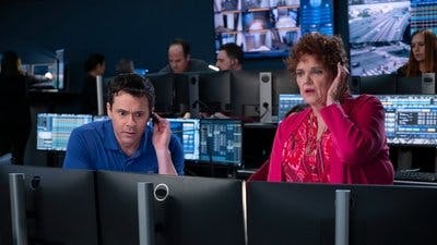 Assistir 9-1-1 Temporada 8 Episódio 12 Online em HD