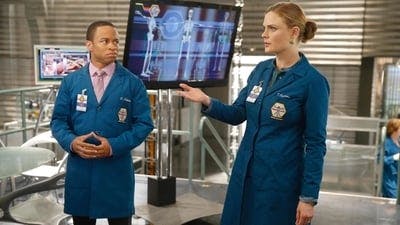 Assistir Bones Temporada 10 Episódio 2 Online em HD