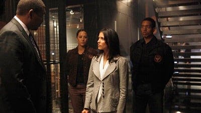 Assistir 24 Horas Temporada 8 Episódio 13 Online em HD