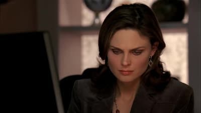 Assistir Bones Temporada 2 Episódio 19 Online em HD