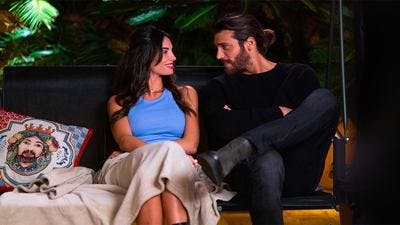 Assistir Violeta como O Mar Temporada 1 Episódio 6 Online em HD