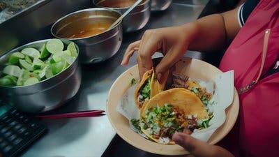 Assistir Na Rota do Taco Temporada 2 Episódio 1 Online em HD