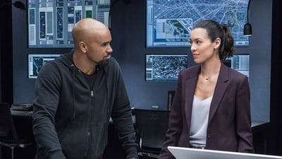 Assistir S.W.A.T.: Força de Intervenção Temporada 1 Episódio 11 Online em HD