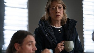 Assistir Annika Temporada 2 Episódio 1 Online em HD