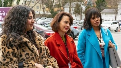 Assistir As Garotas do Ônibus: Jornalistas de Campanha Temporada 1 Episódio 8 Online em HD