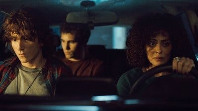 Assistir Desperate Lies Temporada 1 Episódio 14 Online em HD
