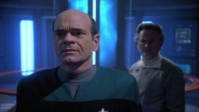 Assistir Jornada nas Estrelas: Voyager Temporada 4 Episódio 23 Online em HD