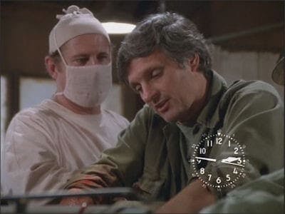 Assistir M*A*S*H Temporada 8 Episódio 11 Online em HD