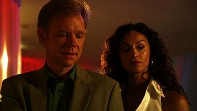 Assistir CSI: Miami Temporada 2 Episódio 1 Online em HD