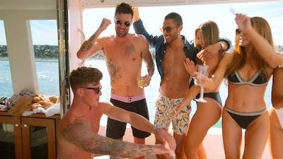 Assistir Orange County à Venda Temporada 1 Episódio 8 Online em HD
